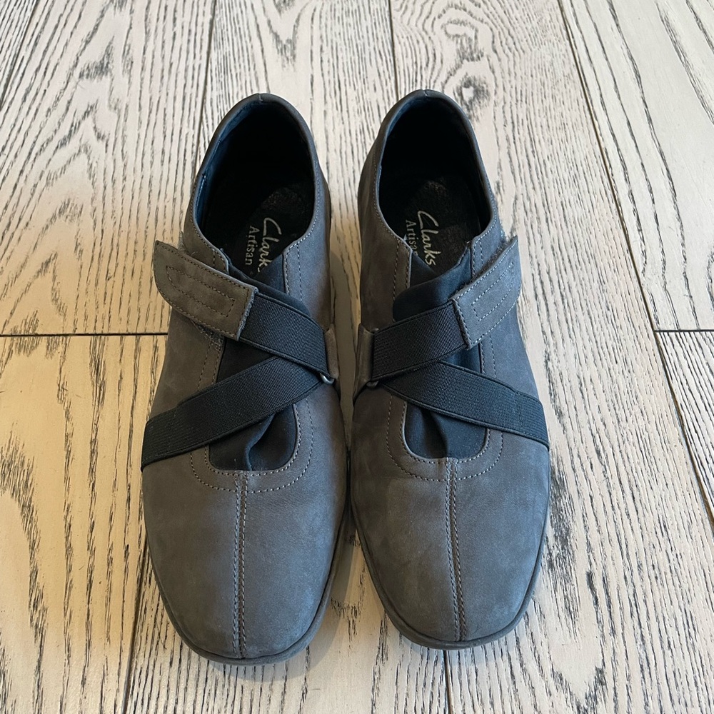 Clarks Gray Leather Shoes